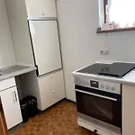Rotzinger شقة *